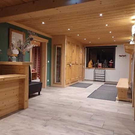 La Dolce En Savoie Chalet *